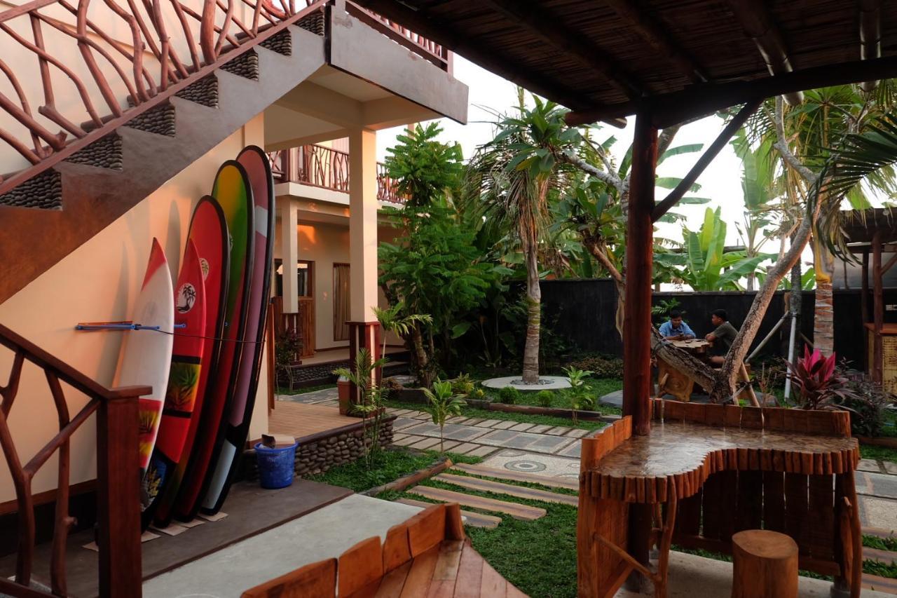 Kelapa Surf Villa Pulukan Bagian luar foto